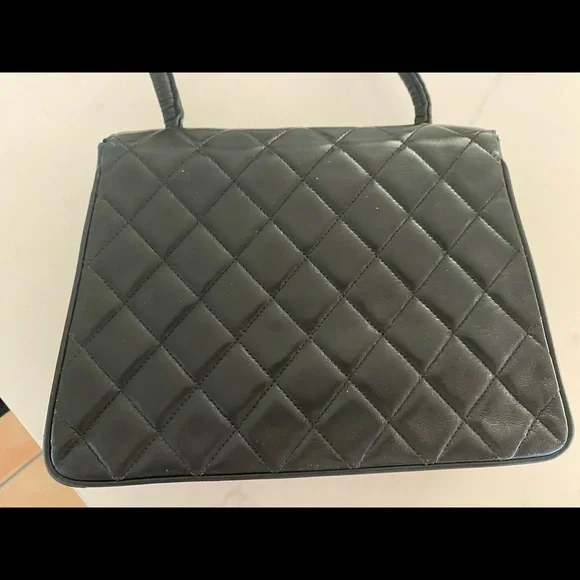 Vintage Chanel Cross Body - Picture 6 of 11